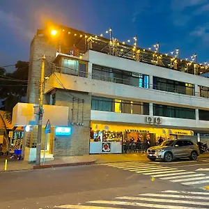 Hotel Citadin Zona 4 **